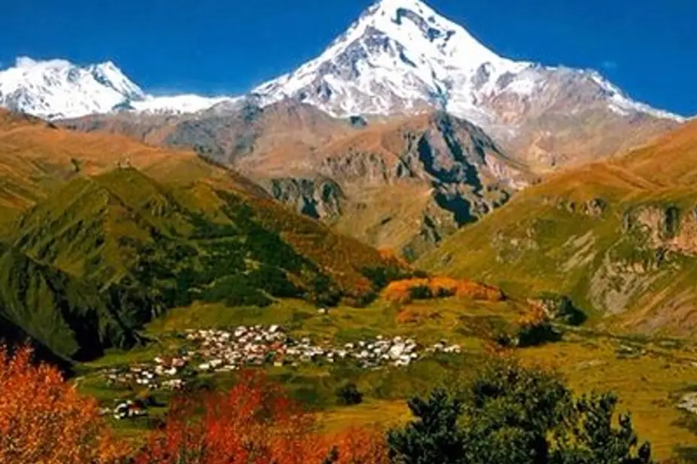Full-Day Kazbegi - Stepantsminda, Gudauri Private Guided Tour